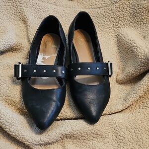 Report Brand VGUC Black Stud Flats